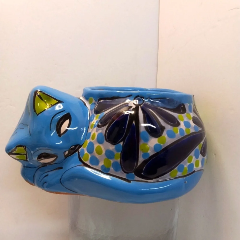 MENDEZ Planter Resting Curled Cat Figurine Ceramic Pottery Blue & Green